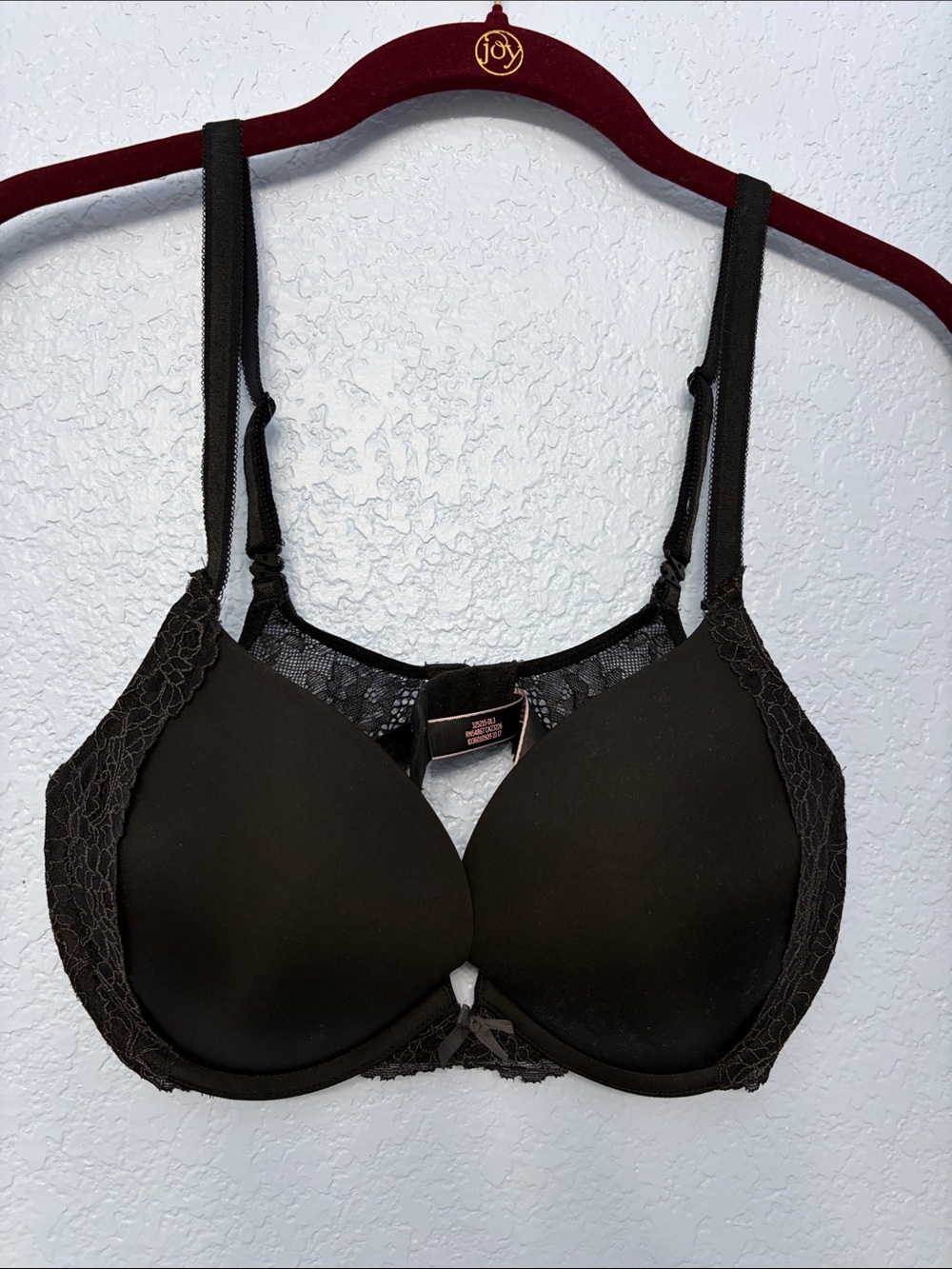 Victoria's Secret Black Lace-Trim Underwire Bra Dream Angles Push-Up Size 34D